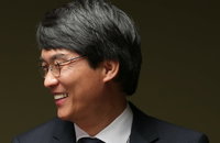 건축 천재 윤경식 '미래탑' 세계적인 건축상 3개 수상