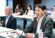 안덕근 산업장관 "원전 본산지 유럽 수출 교두보 마련"