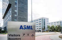 ASML, 관세로 올해와 내년 클라우드 전망 경고…주가 5% 하락