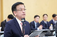 최상목 "향후 6개월, 우리 산업의 운명 가르는 골든타임"