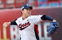 유영찬 수술…재활 3개월 예상