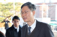 尹 탄핵심판에 말 아낀 헌재소장 권한대행