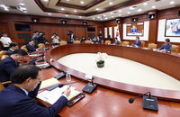최상목 "정치상황에 투자계획 위축 우려…기업투자 적극 뒷받침"