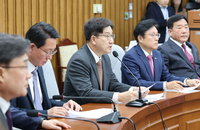 권성동 "韓탄핵으로 환율·물가·수출 먹구름…위기상황 치달아"