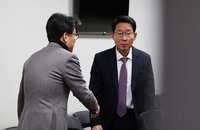 與, 野 '추경 편성' 요구에 "현금 뿌리기식 낭비성 추경 안돼"