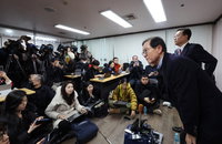 尹 권한쟁의·가처분 신청…법 문헌 유추·확장해석