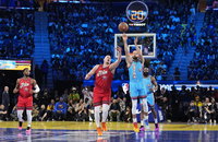 커리 올스타전 MVP…하프라인서 3점