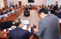 반도체기업 세액공제 5%p 상향 'K칩스법' 기재위 통과