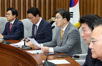 與, 상법·명태균특검법 거부권 요청키로…단일대오 내부정비