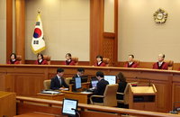 헌재, 박성재 법무장관 탄핵소추 기각…직무 복귀