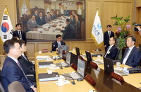 한은 "올해 성장률 1.5% 하회…물가는 1.9% 수준 전망"