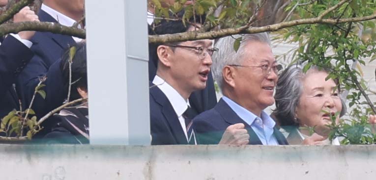 문재인 대통령