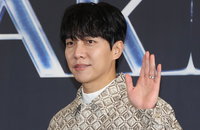 가수 이승기 장인, 코스닥상장사 주가조작 혐의로 구속