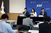 [경제 리포트] KDI "한국 잠재성장률, 2040년대 0%대 하락 전망"