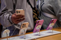 애플, iOS 26 및 맥OS 26 출시…소프트웨어 재설계·OS 명칭 변경