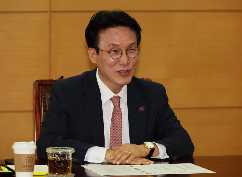 김민석 