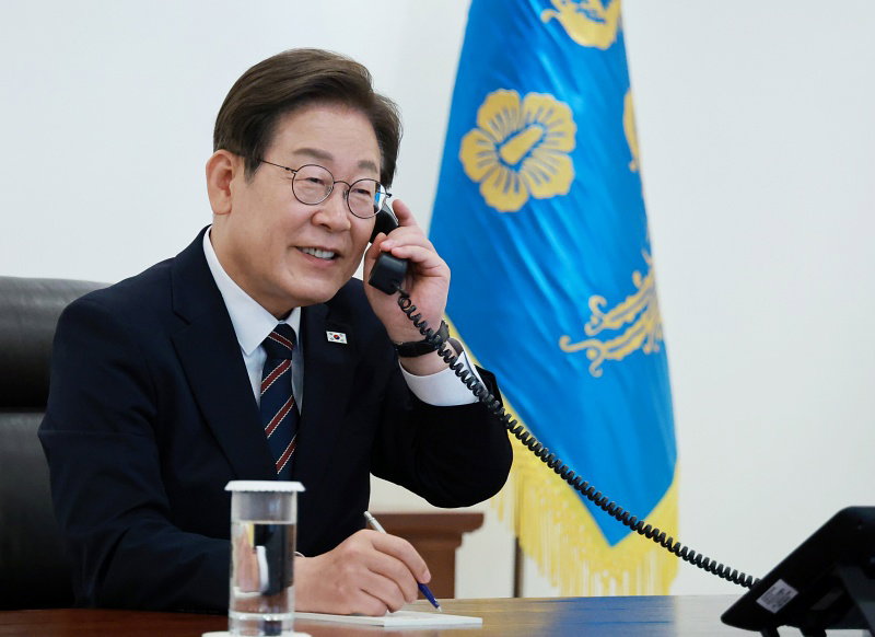 일본 총리와 통화