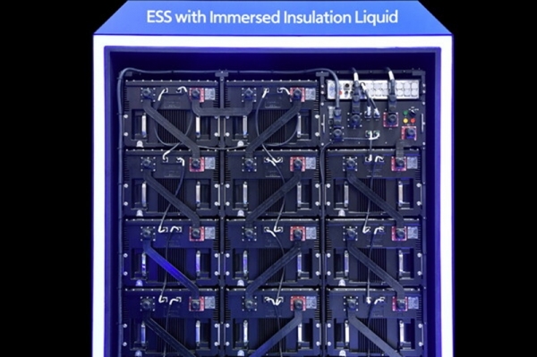 가장 최근에 개발된 액침형 배터리 ESS 시스템 [SK엔무브 제공]