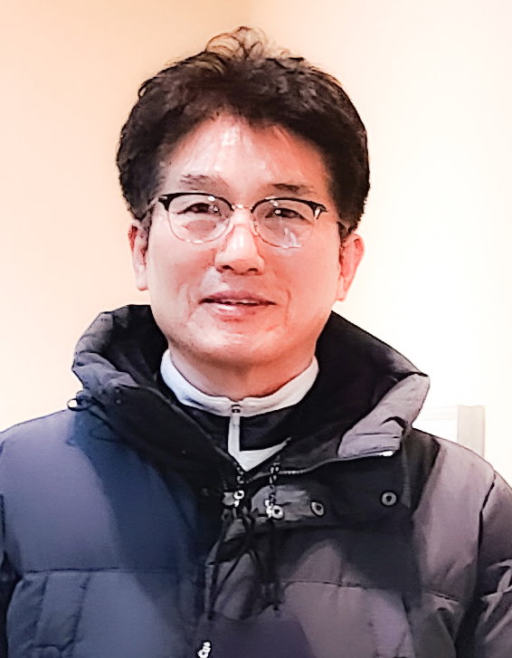 [정동 작가: 2011대한민국미술대전 서양화구상부문 특선, 대한민국 사진대전 특선 3회 입선 3회 외 다수/경력:대한민국사진대전 초대작가, 전라남도미술대전 초대작가 등]