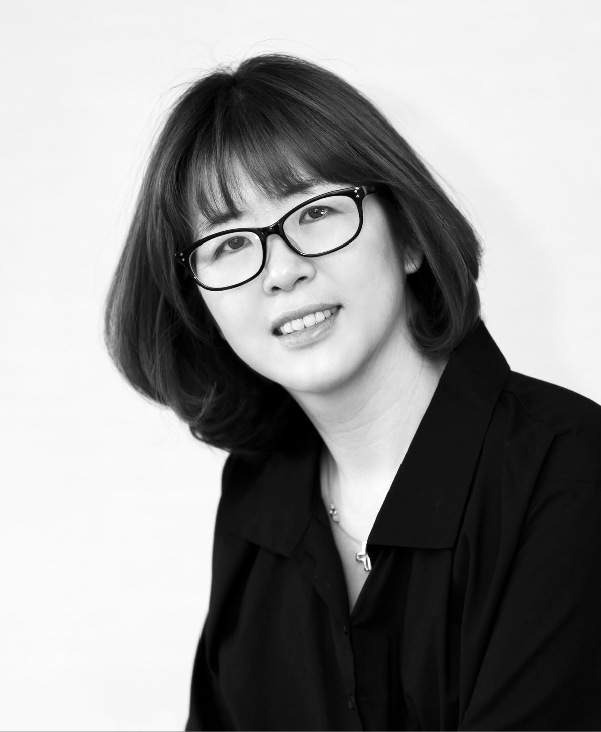 [황혜성 작가, 제13회 한국현대미술대전 우수상(1992) 서울&middot;한강비엔날레 우수작가상(2024) 다수, 골드라인 창작스튜디오 3~4기 입주작가]