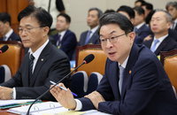 부동산 대책 여야 격론…"사다리 걷어차"·"고심속 최선의 방법"