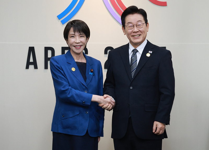 경주에서 만난 한일 정상