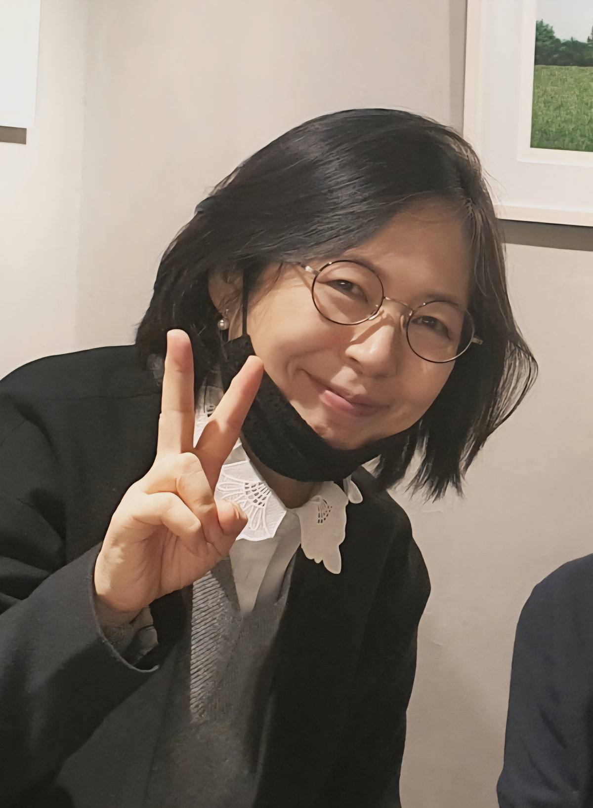 [이윤령 작가]