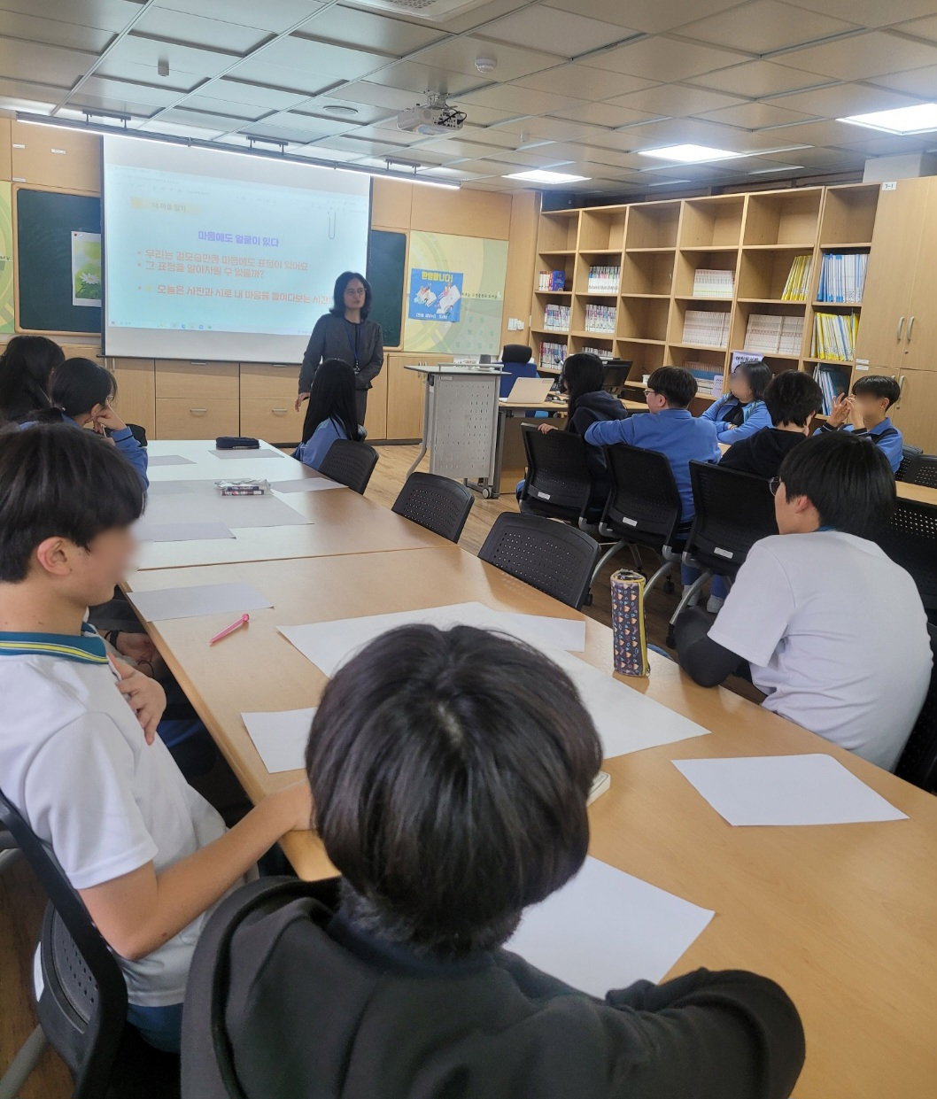 [의왕 고천중, &lsquo;상한 마음 다독다독(多讀多讀)&rsquo; 작가와의 만남 개최]