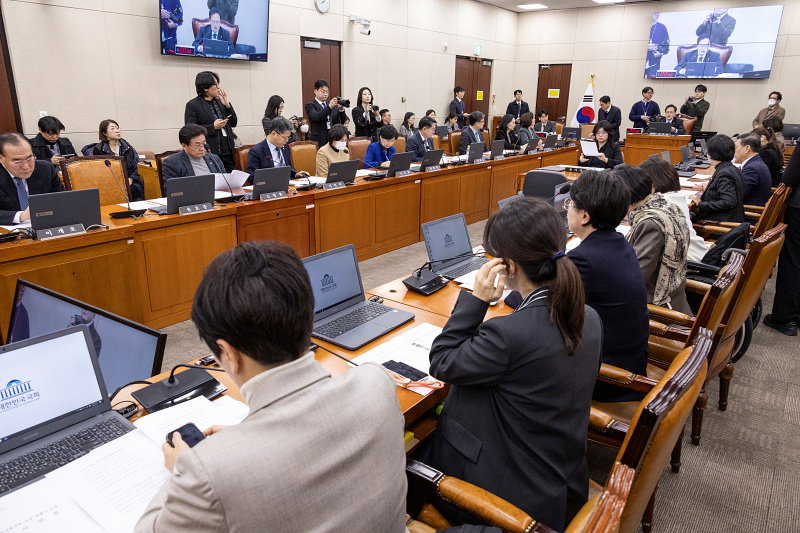 아동수당법, 국회 보건복지위 통과