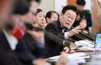 李대통령 “부동산 거품 반드시 바로잡아야"…양도세 중과 유예 종료 재확인