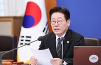 李대통령 "물가안정 시급…석유 최고가격제·직접지원 등 속도"