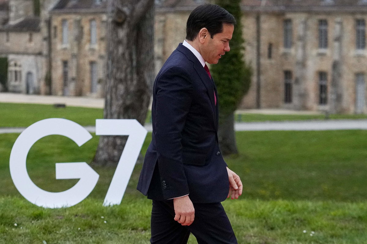G7