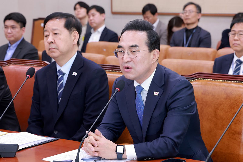  박홍근 기획예산처 장관