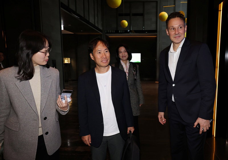 리사 수와 회동하는 김성훈 업스테이지 대표