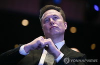 인공지능 주도권: 오픈AI, 머스크 반경쟁 행위 주정부 조사 촉구 ... 글로벌 AI 경쟁 심화