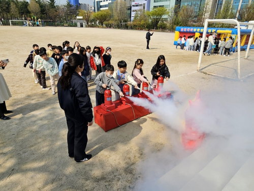 송파구 안전교육 9개월 운영, 학생 1만 3천 명 학습 확장 ... 현장 분석