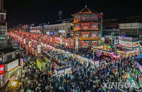 중국 청명절 인구 이동 8억 명 돌파 ... 소비 활력 및 기술 변화
