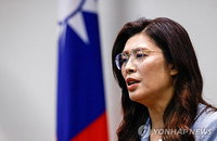 양안 관계: 대만 국민당 주석 정리원 10년 만의 방중, ... 대화 물꼬 기대감