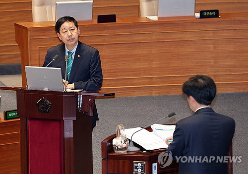 구윤철 