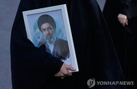 이란 권력 공백: 최고지도자 직무 불능 사태, 중동 정세 격랑 예고