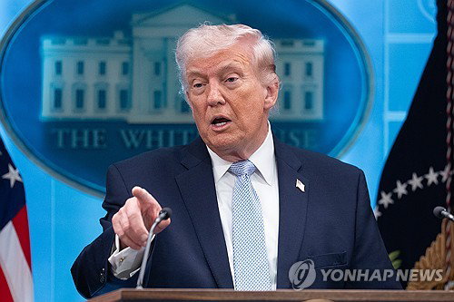미국 이란, 호르무즈 해협 개방 조건 2주 공격 중단 합의 ... 중동 정세 긴장 완화 기대감