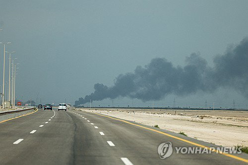 이란, 걸프 석유 인프라 보복 경고 ... 국제 유가 200달러 위협