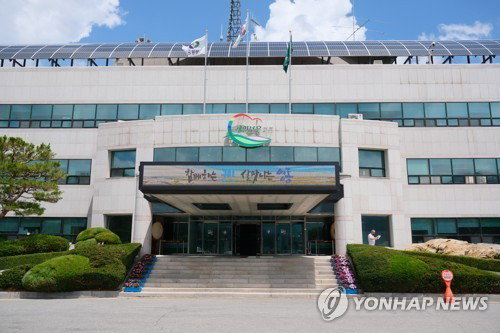 고향사랑기부제 영동군, 답례품 공급업체 확대 모집 ... 12억7천만원 모금 성과