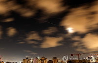 중동 정세: 미·이란 2주 휴전 합의, 글로벌 경제 파장 완화 기대