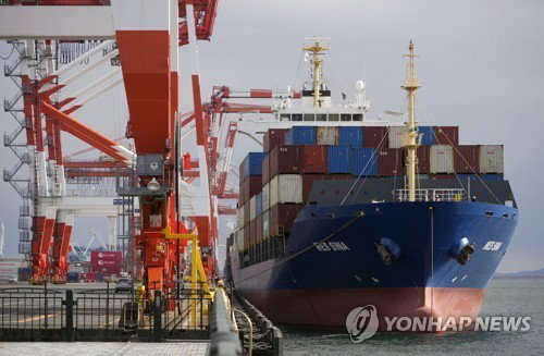 일본 경제: 2월 경상수지 13개월 연속 흑자 유지 ... 글로벌 금융 시장 영향 분석