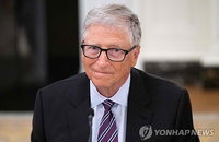 글로벌 재계 거물 빌 게이츠, 엡스타인 스캔들 연루 의회 증언 ... 신뢰 훼손 및 글로벌 영향