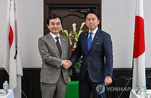 한일 국방 북한 미사일 발사 중 회담 진행 ... 안보 공조 강화