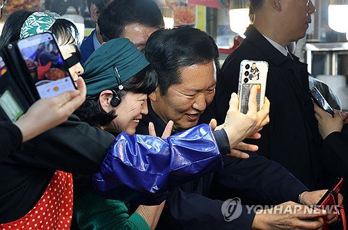 與, 오늘 전남 담양서 현장 최고위&hellip;전통시장 찾아 민심 청취도