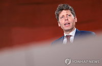 오픈AI CEO 집에 화염병 던진 20세 남성…1시간만에 체포