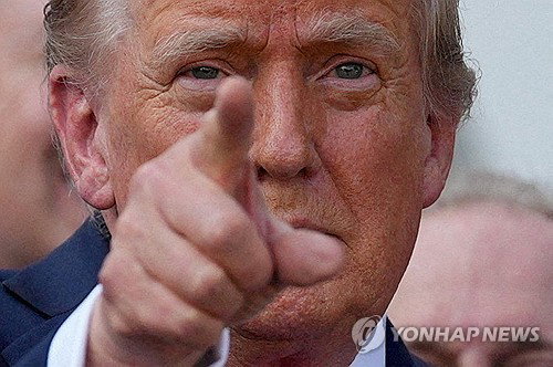 트럼프, 이란협상 결렬시 고강도 공격 경고&hellip;